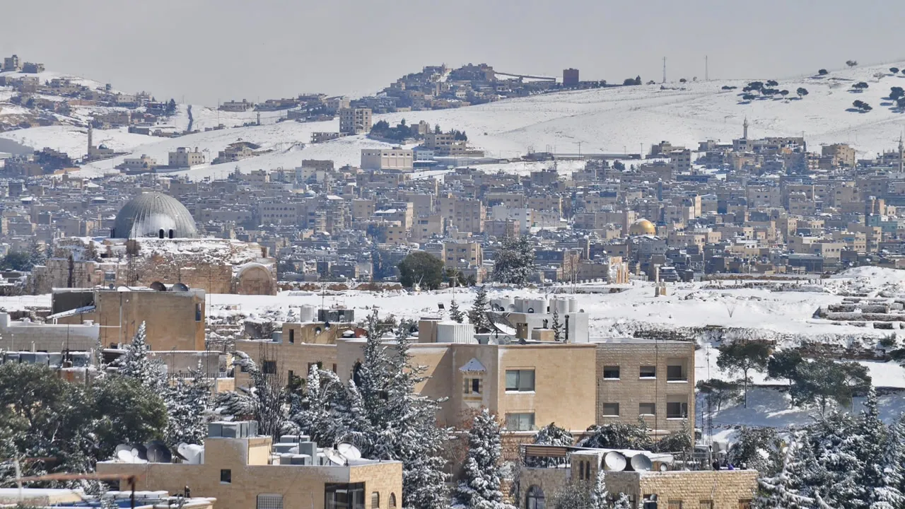 Amman com neve.