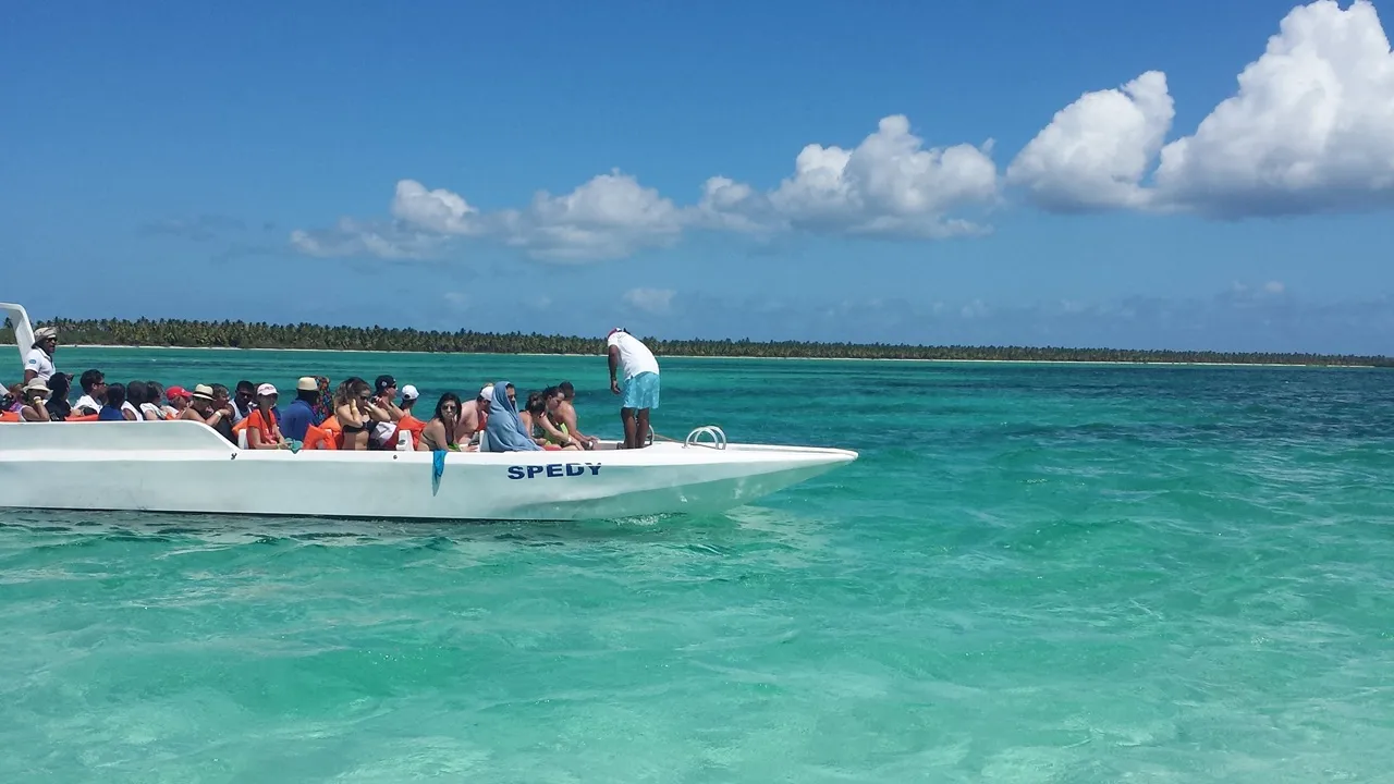 Ilha Saona: como funciona o passeio, quanto custa e se realmente vale a pena