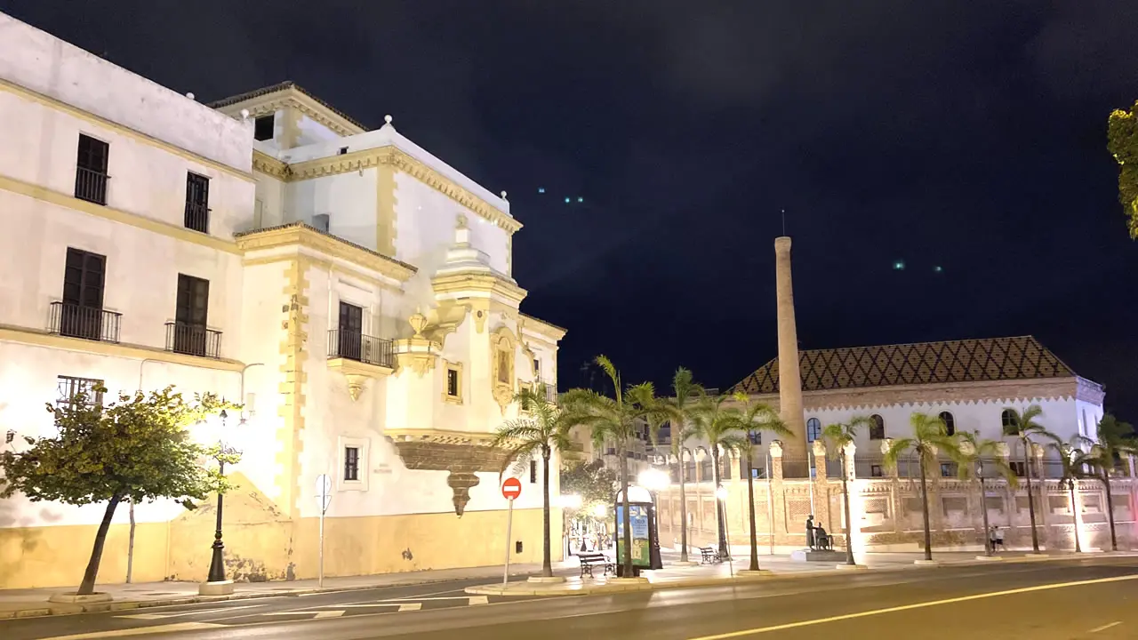 Cádiz é cara? Descubra os preços reais na Espanha em 2026 antes de viajar