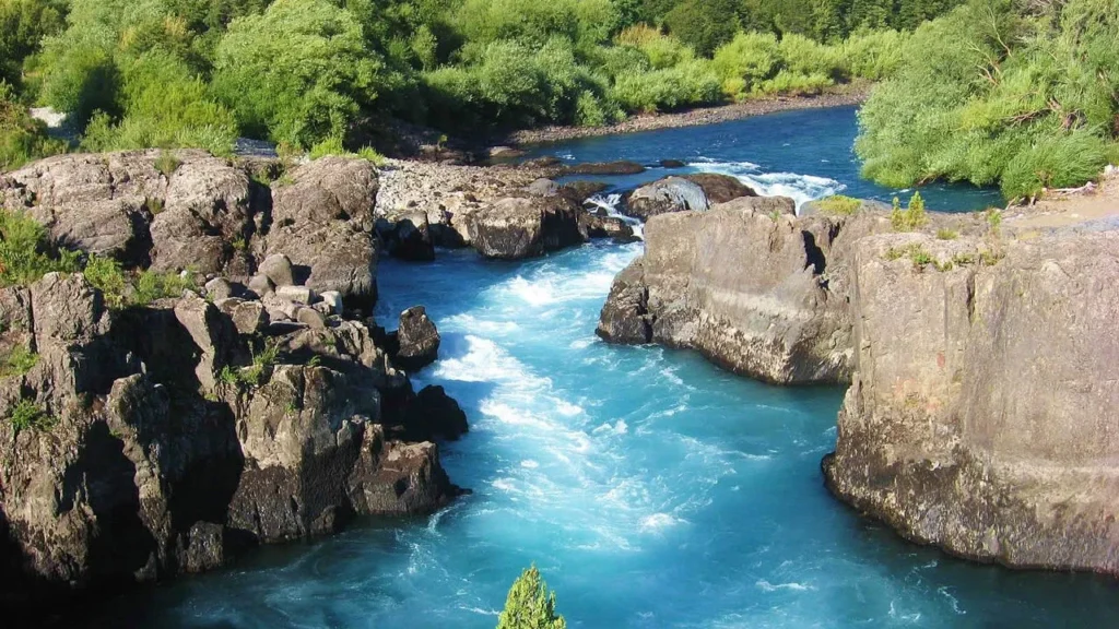 Futaleufú: o rio mais claro da América Latina e tesouro escondido na Patagônia