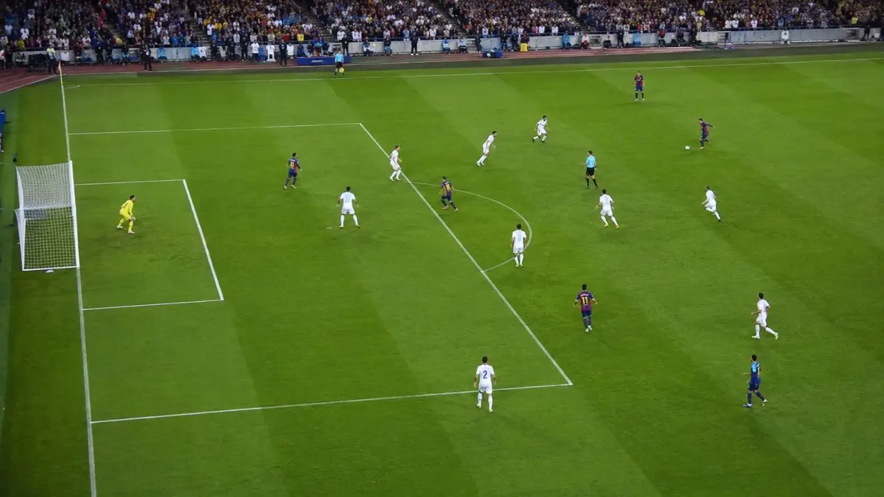 E se não existisse impedimento no futebol? Você não vai acreditar