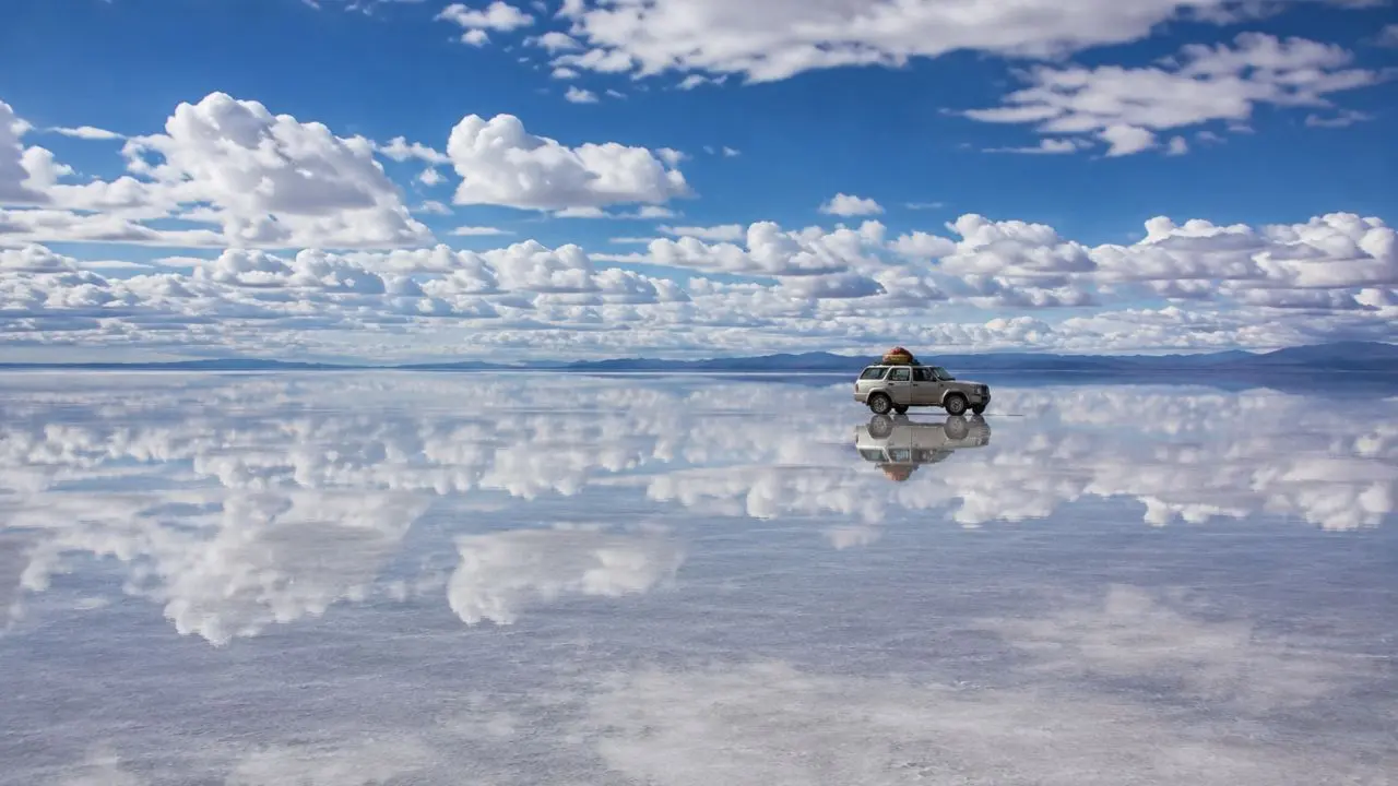 O espelho gigante do Salar de Uyuni