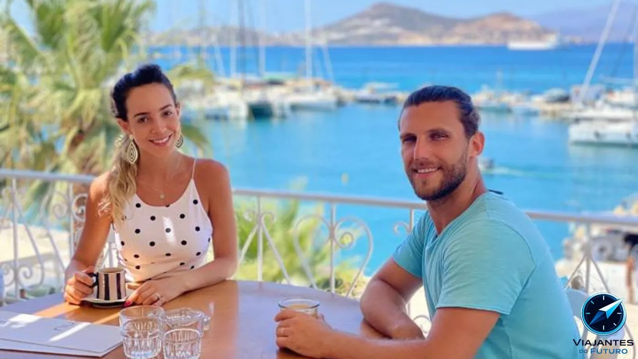 Café da manhã perto do mar