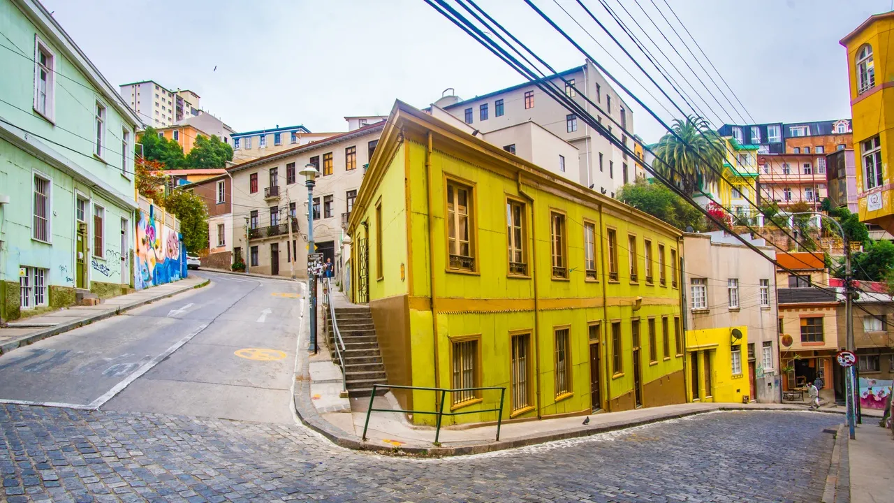 Valparaíso além das casas coloridas? O que as fotografias não mostram