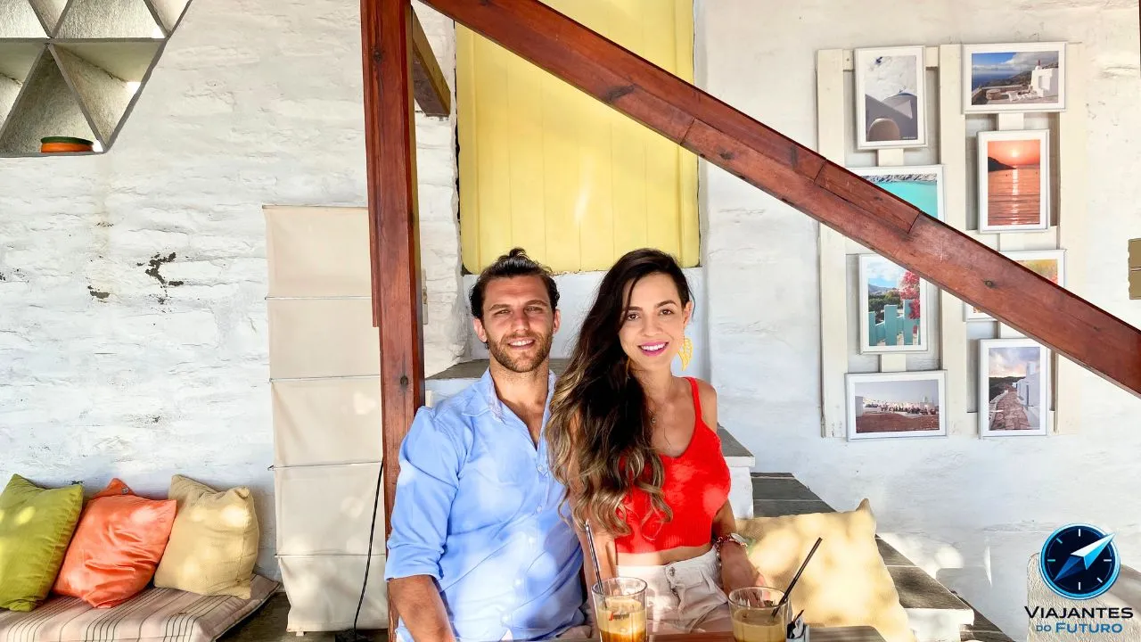 Taverna em Sifnos.