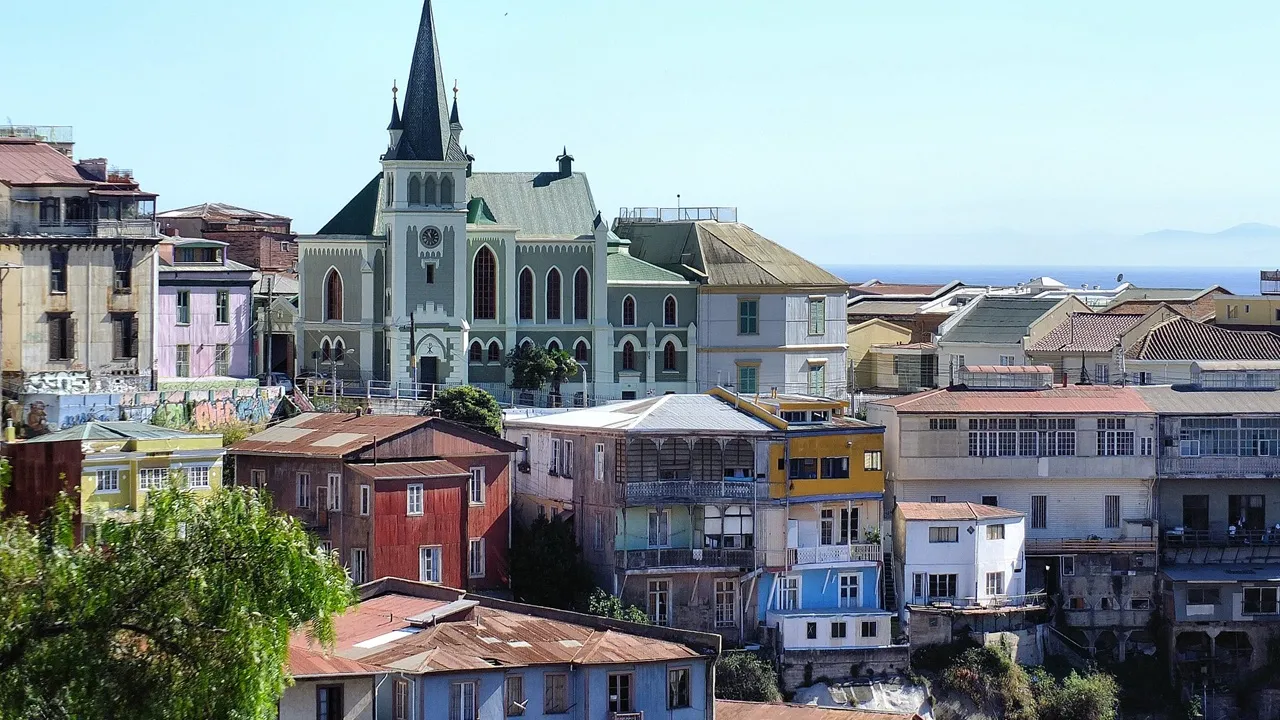 Valparaíso além das casas coloridas? O que as fotografias não mostram